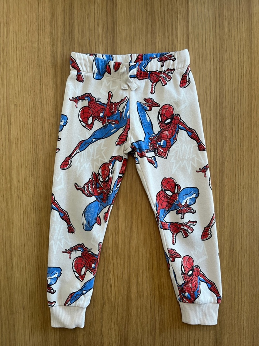 H&M Kids, Marvel/ Spider-Man printed sweatpants, size 3/4